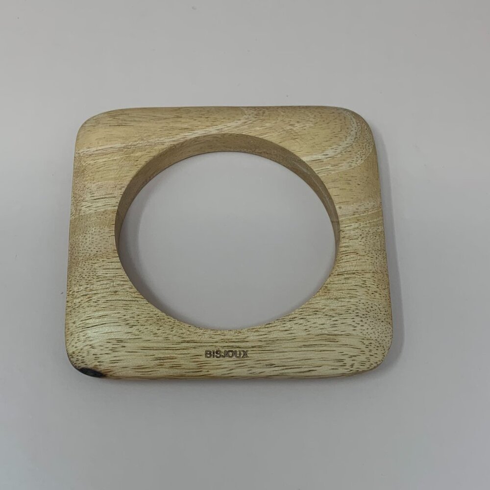 Bisjoux | Square Orchard Wooden Bangle - Picture 2 of 3
